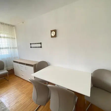 Stilvolle 3-zimmer-wohnung In * نورنبيرغ
